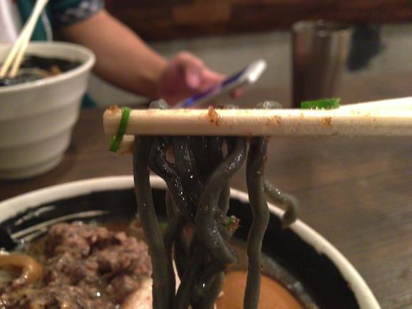 麺場浜虎　黒豆納豆醤そば