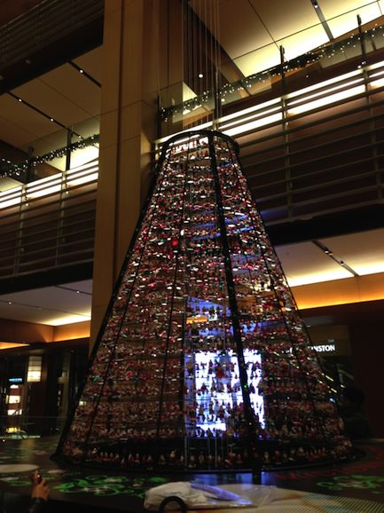 ミッドタウンガレリア　サンタツリー