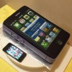 iphonecake.jpg