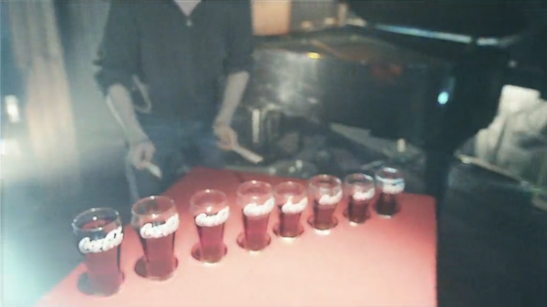 コカ・コーラで奏でる音楽