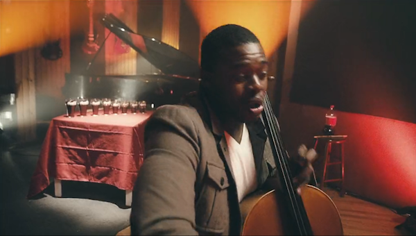 コカ・コーラで奏でる音楽