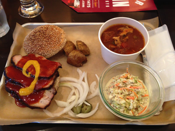 BBQ BAR B＆LOIN（ビーアンドロイン）