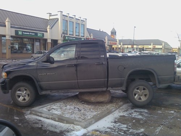 下手すぎる駐車写真まとめ