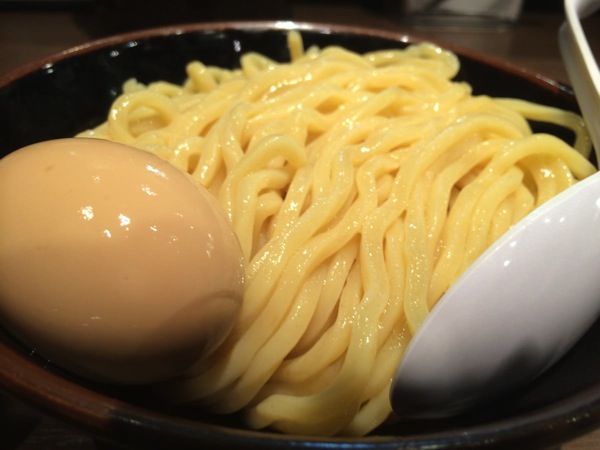 六厘舎（つけ麺）