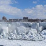 niagara-galls-frozen.jpg