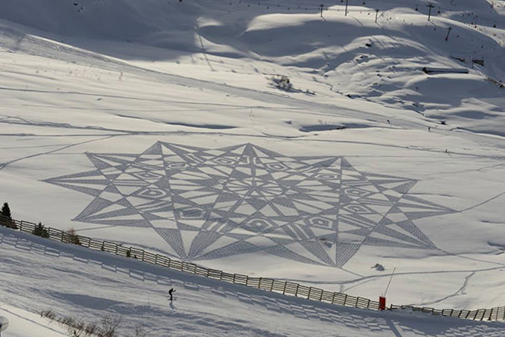 Amazing Snow Art