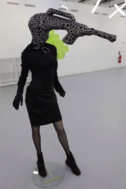 Ununderstandable fashion