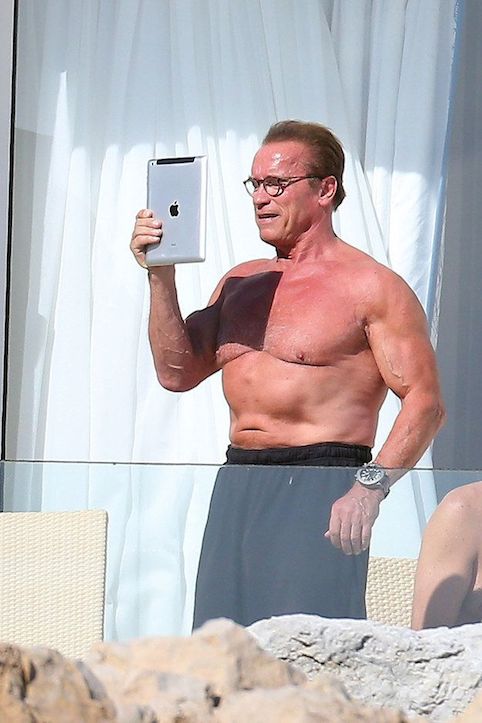 iPad schwarzenegger