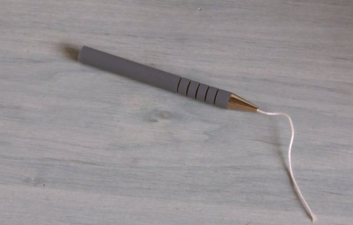 オフィス用品で作られるDIY武器