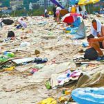tons-of-trash-on-the-chinese-beach-3.jpg