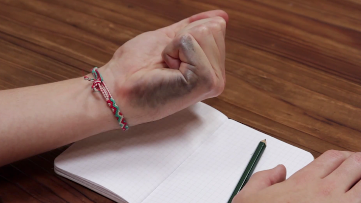 左利きだからこそ不便だと感じる世の中のこと16選