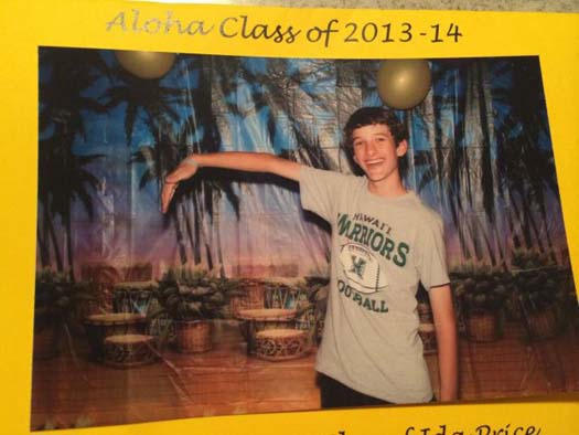 ぼっちが前向きに独り身を楽しむ瞬間を捉えた写真