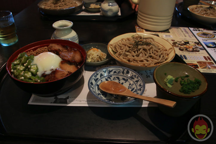 鹿児島グルメ：信州庵「温たまらんそぼろ丼」