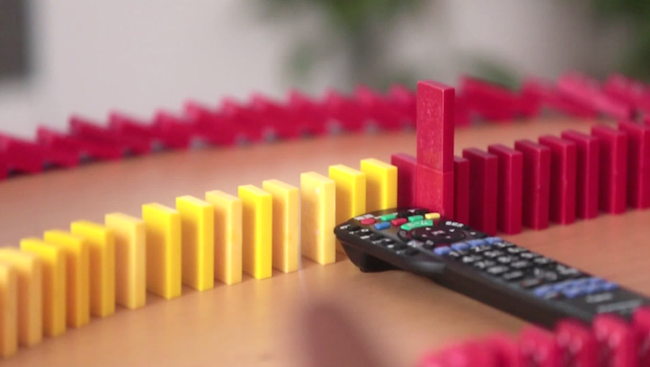 関西電力が制作した「節電ドミノ」