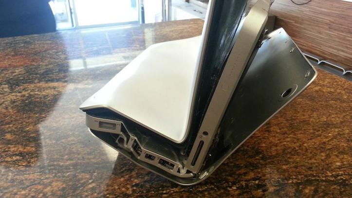 Put macbook in pocket