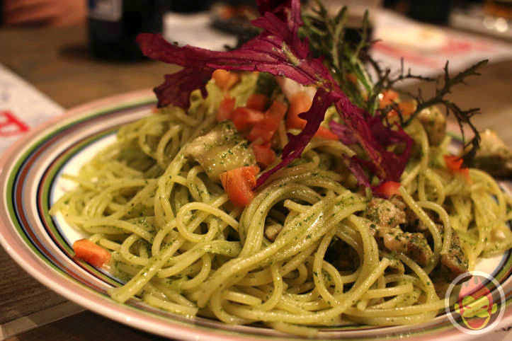 LIGの運営するゲストハウス「LAMP」の豪華過ぎるディナー