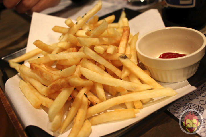 LIGの運営するゲストハウス「LAMP」の豪華過ぎるディナー