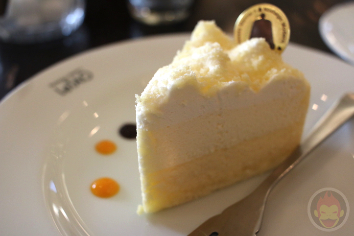 小樽洋菓子舗ルタオ 本店「ドゥーブルフロマージュ」