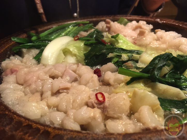 清水aburi（新橋）で食べるモツ鍋