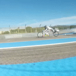 worlds-fastest-bike-beating-ferrari-4.png