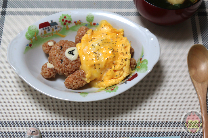 キャラオムライス