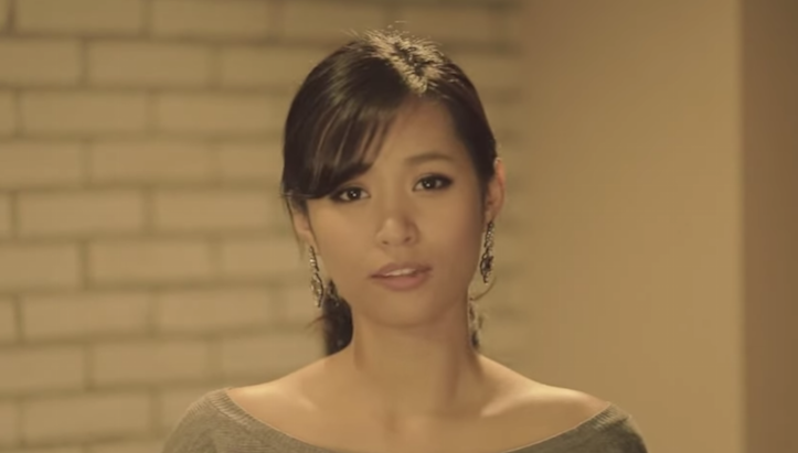 シンガーソングライター二宮愛