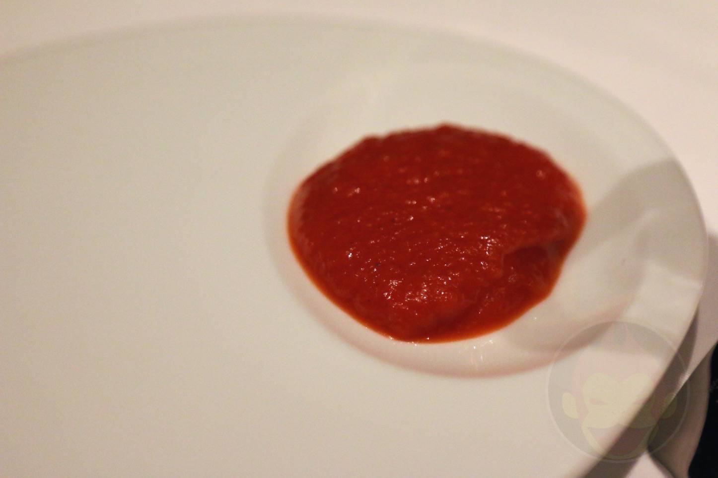 丸の内KITTE内にあるフレンチ「アルカナ東京」