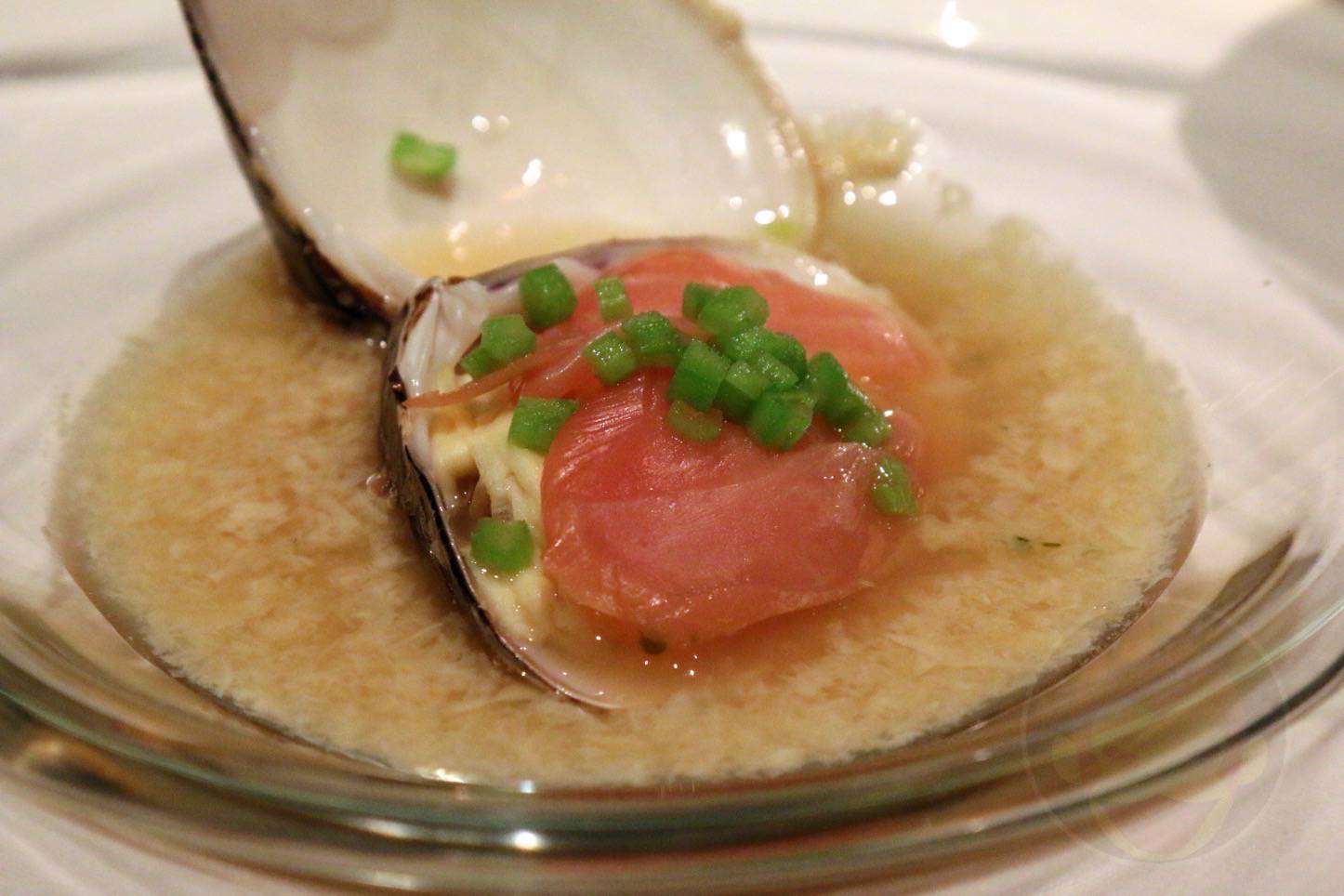 丸の内KITTE内にあるフレンチ「アルカナ東京」