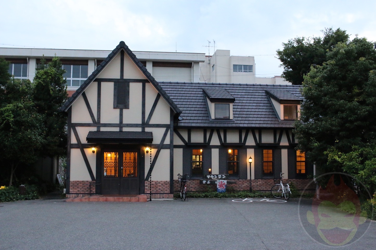 名古屋「喫茶マウンテン」の意味不明スイーツ