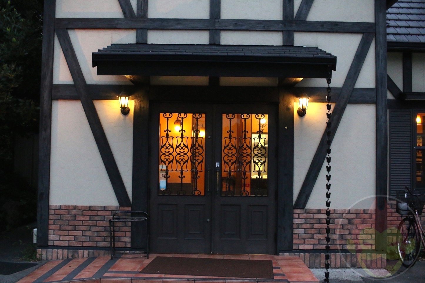 名古屋「喫茶マウンテン」の意味不明スイーツ