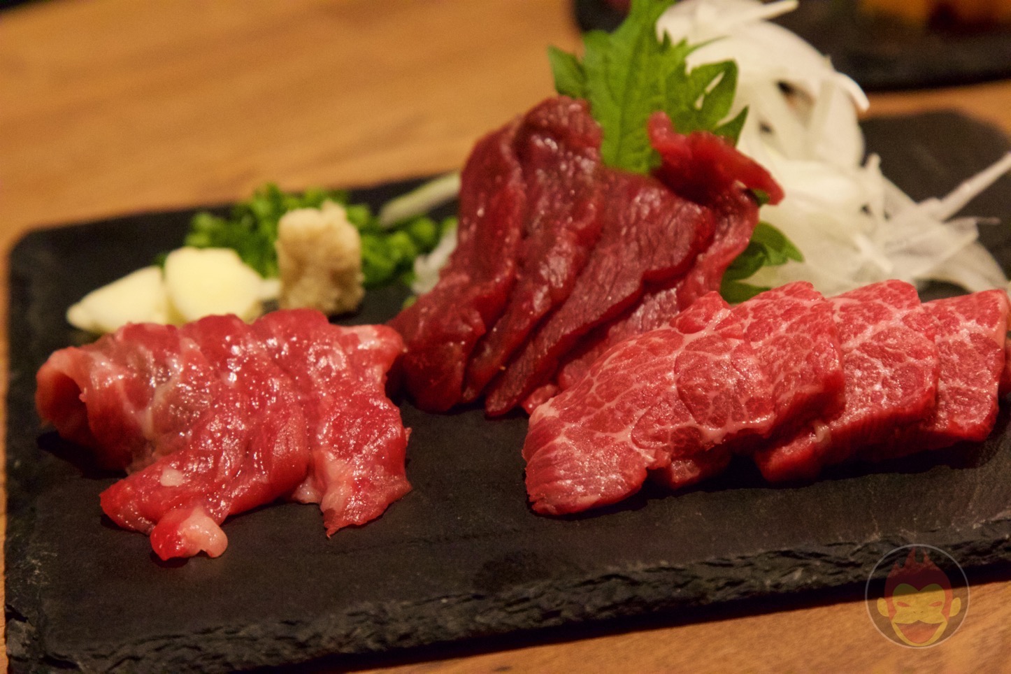 日本のお酒と馬肉料理 うまえびす