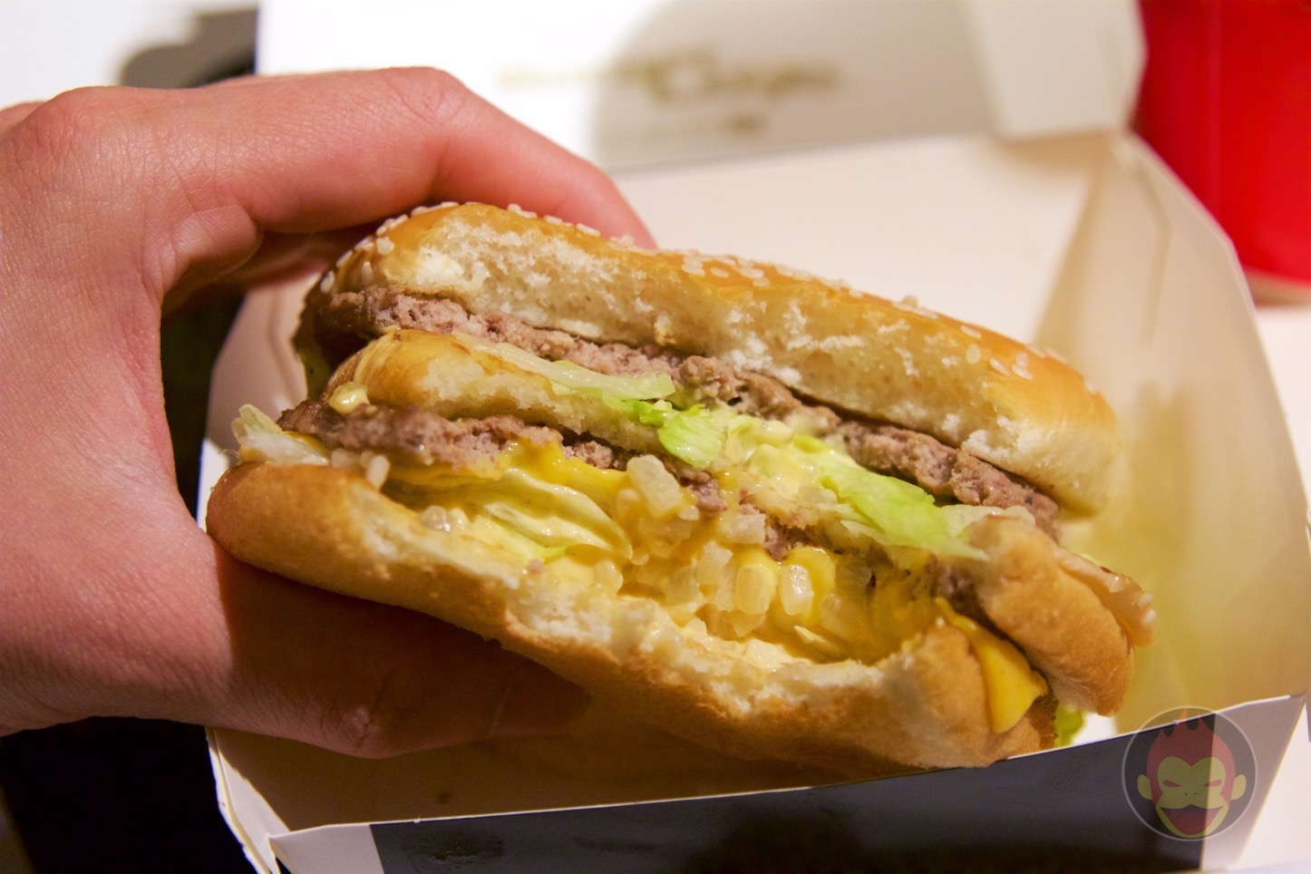 MacDonalds-Mega-Big-Mac-09.jpg