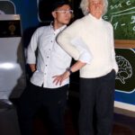 Madame-Tussauds-Hologram-Attraction-12.jpg