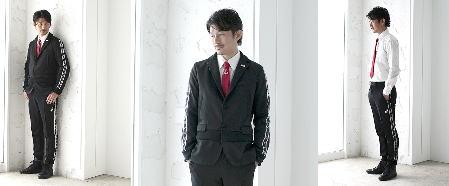 スーツ型ジャージー