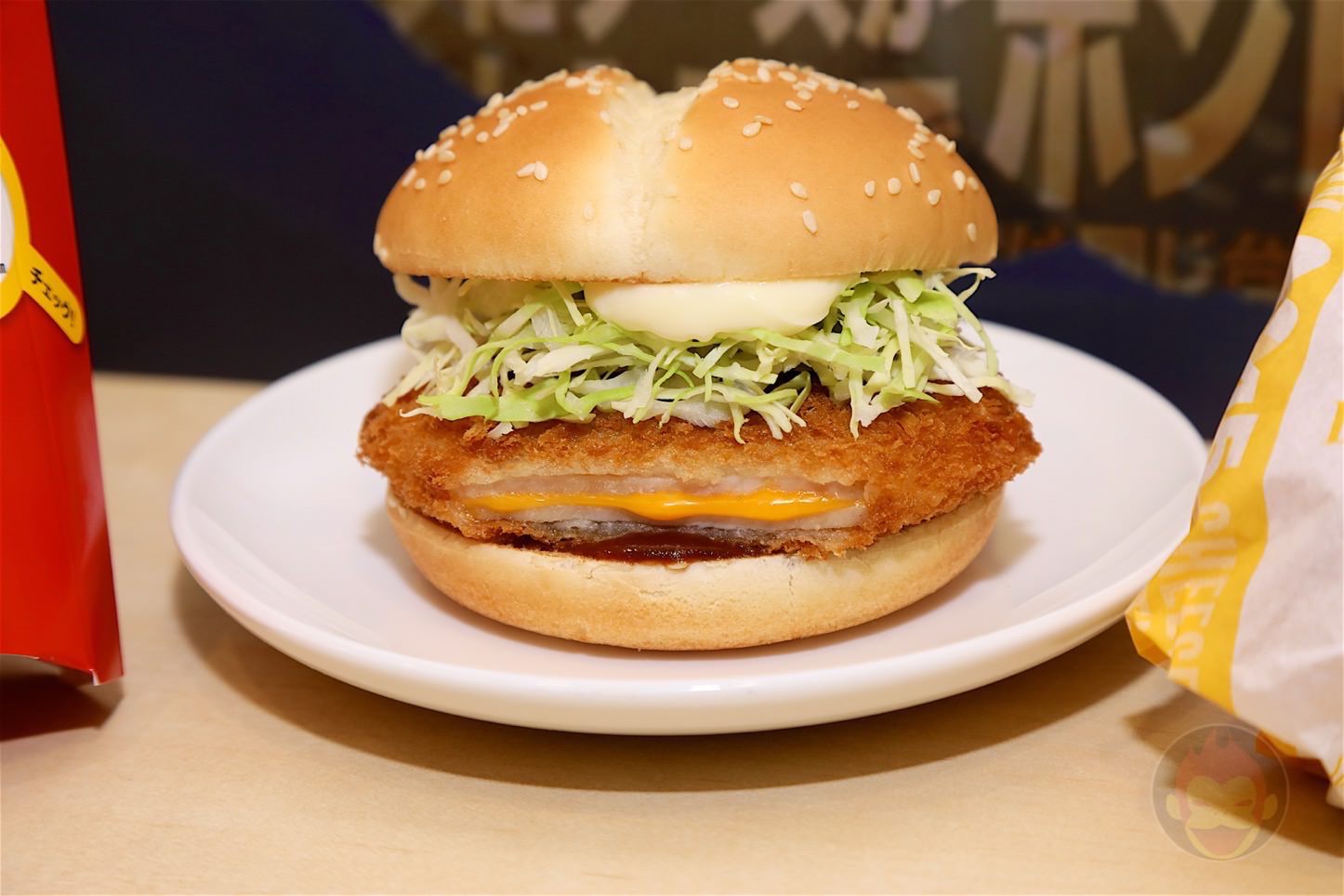 マクドナルド45周年記念第3弾「チーズカツバーガー」