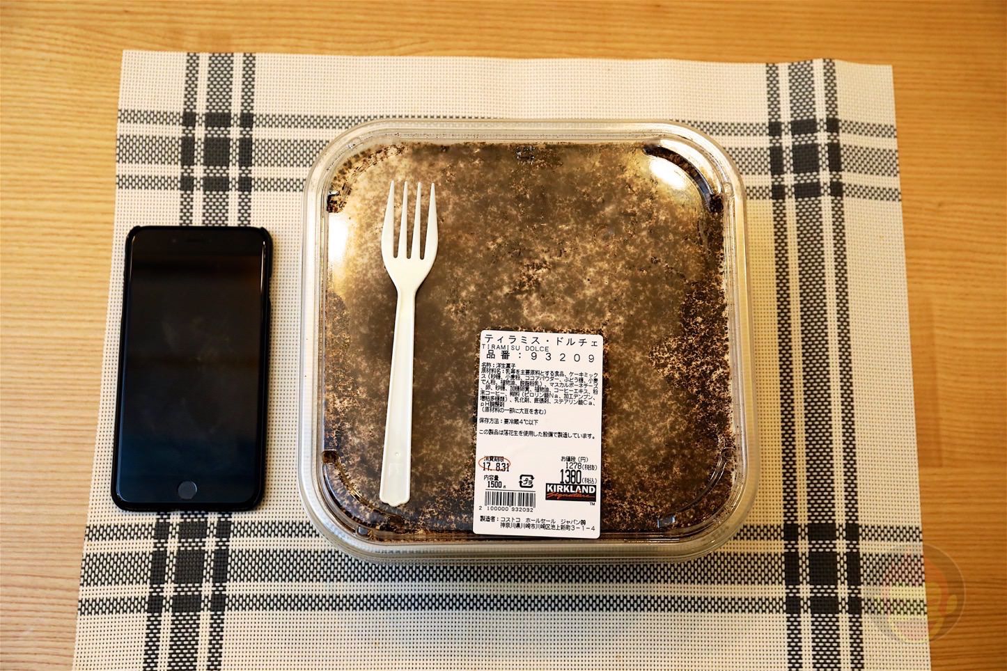 コストコの巨大ティラミス