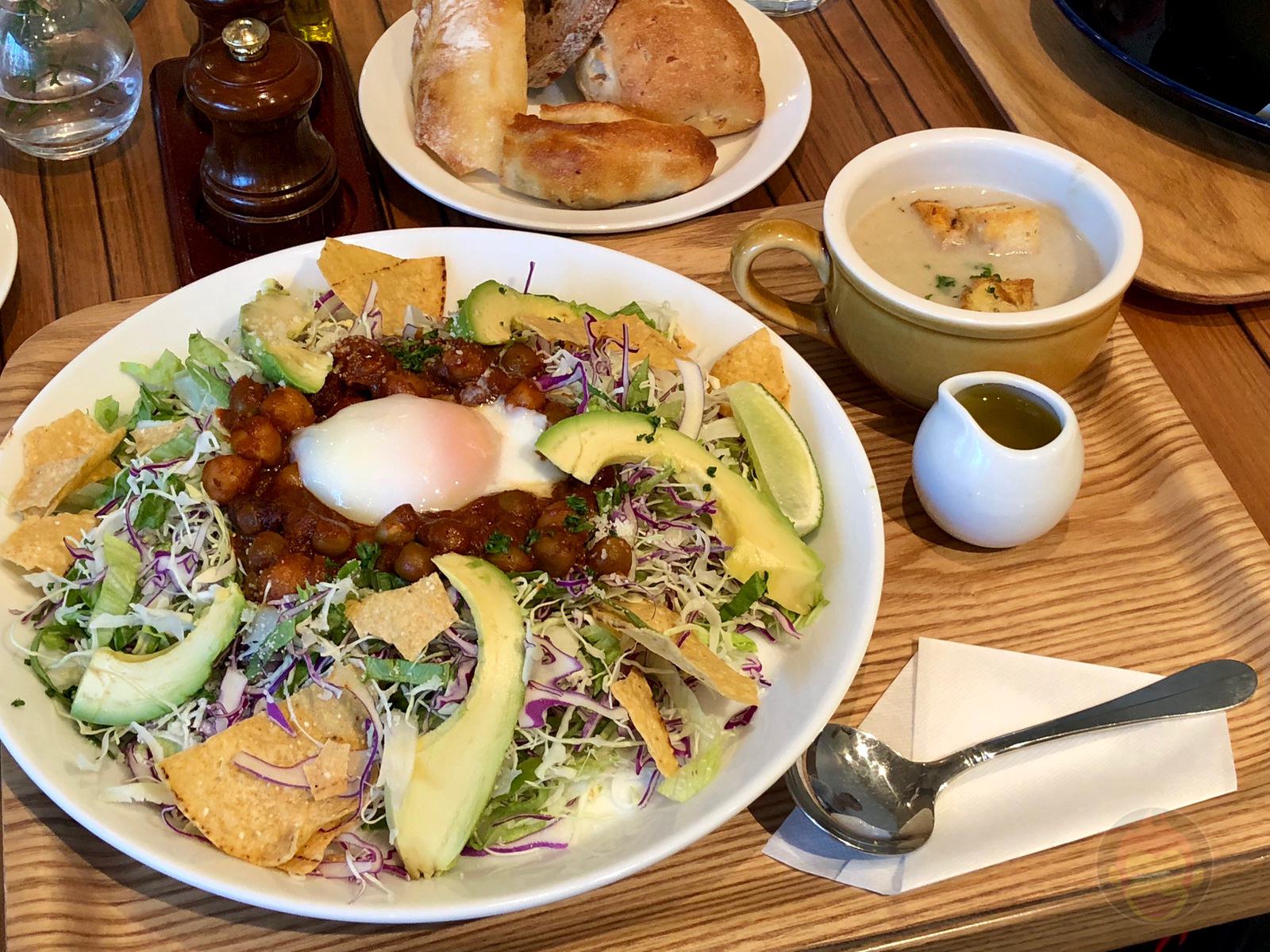 Everything Salad Omotesando Aoyama 12