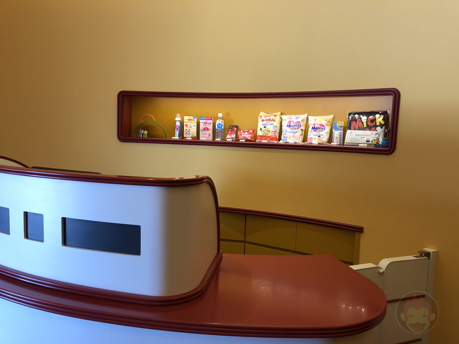 Disney Land Tokyo Baby Center 004