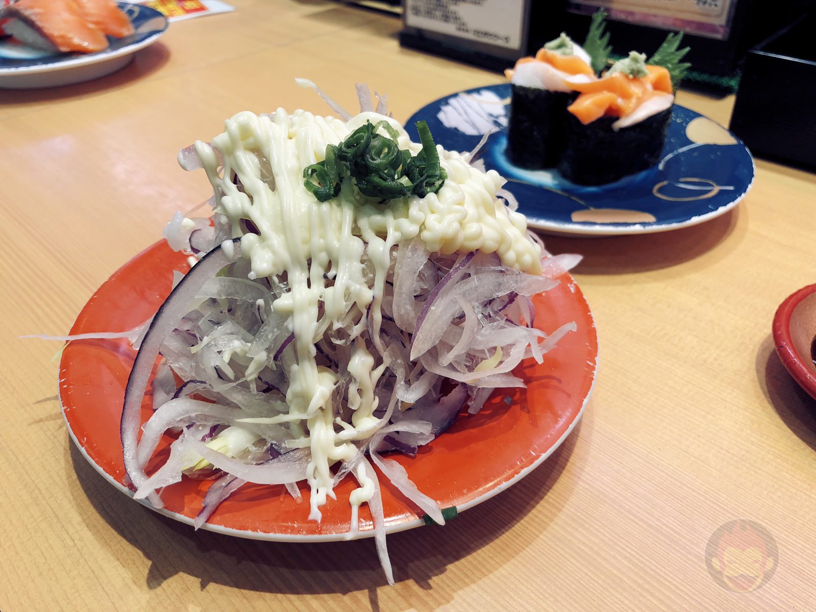 フードコート内の回転寿司「二代目ぐるめ亭 ラゾーナ川崎店」