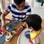 Feeding-my-Little-Girl-while-eating-01.jpg