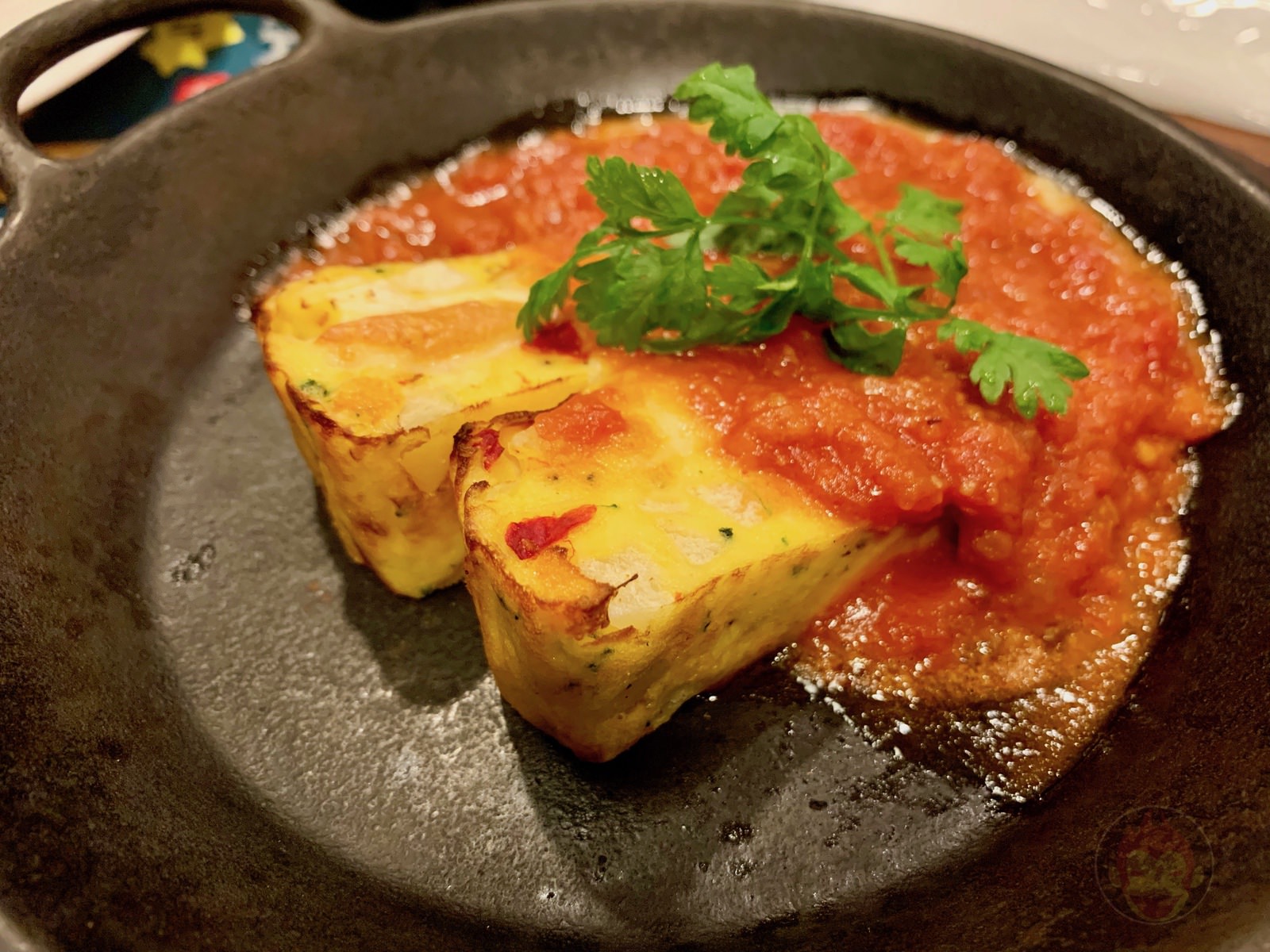 4 men eat dinner at Jonathans 14