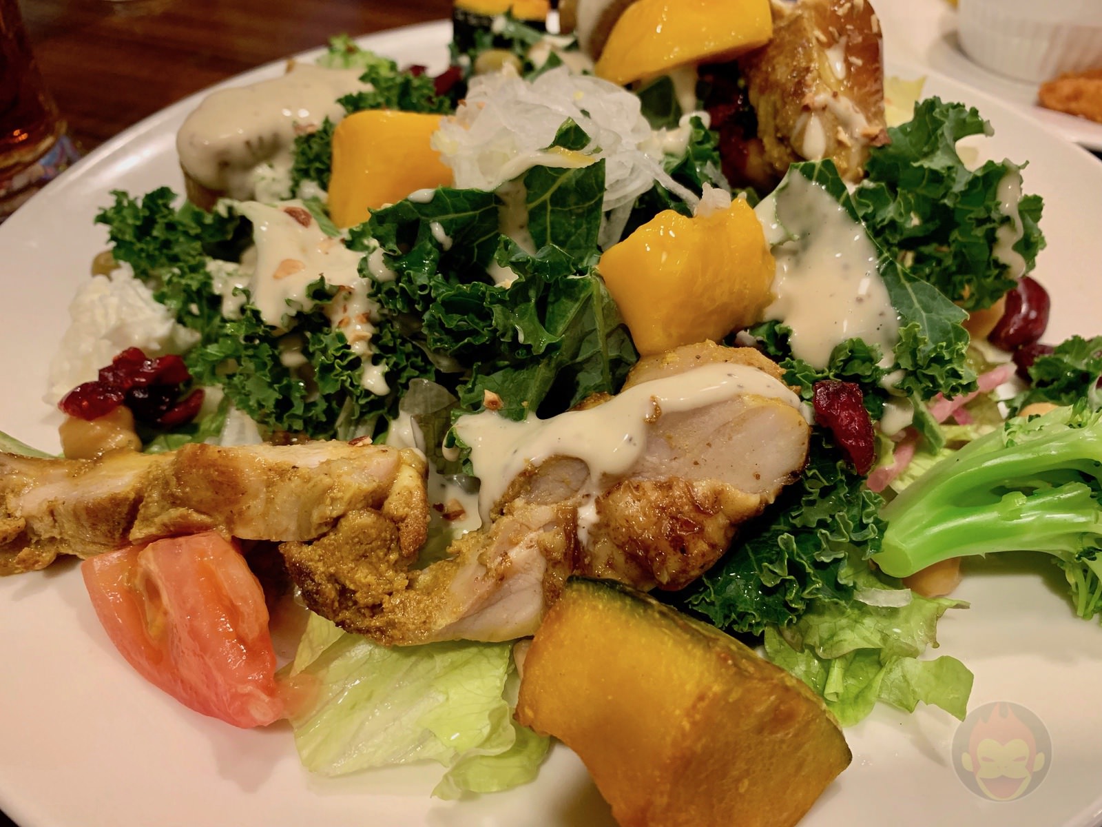 4 men eat dinner at Jonathans 15