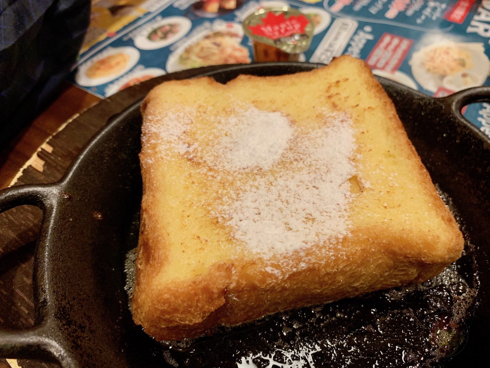 4 men eat dinner at Jonathans 22