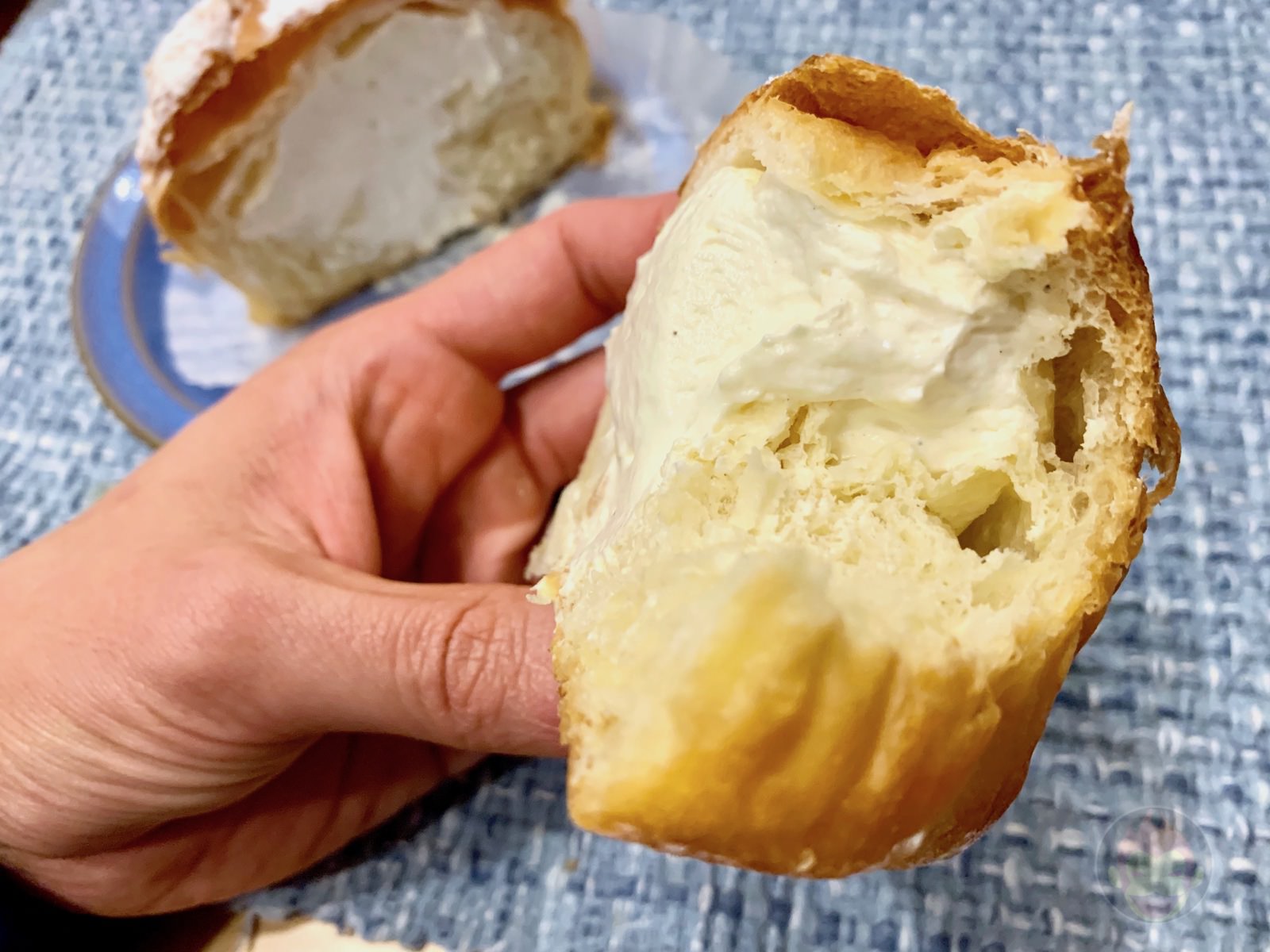 Costco Croissant cream puff 07