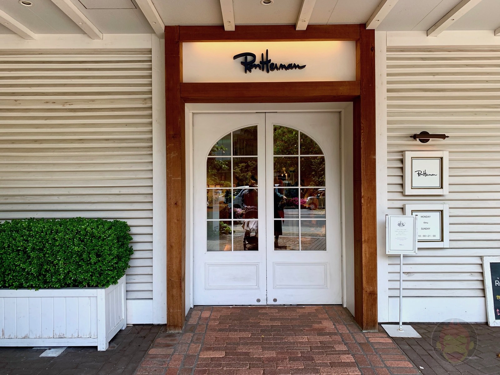 Ron Herman Cafe Futakotamagawa 02