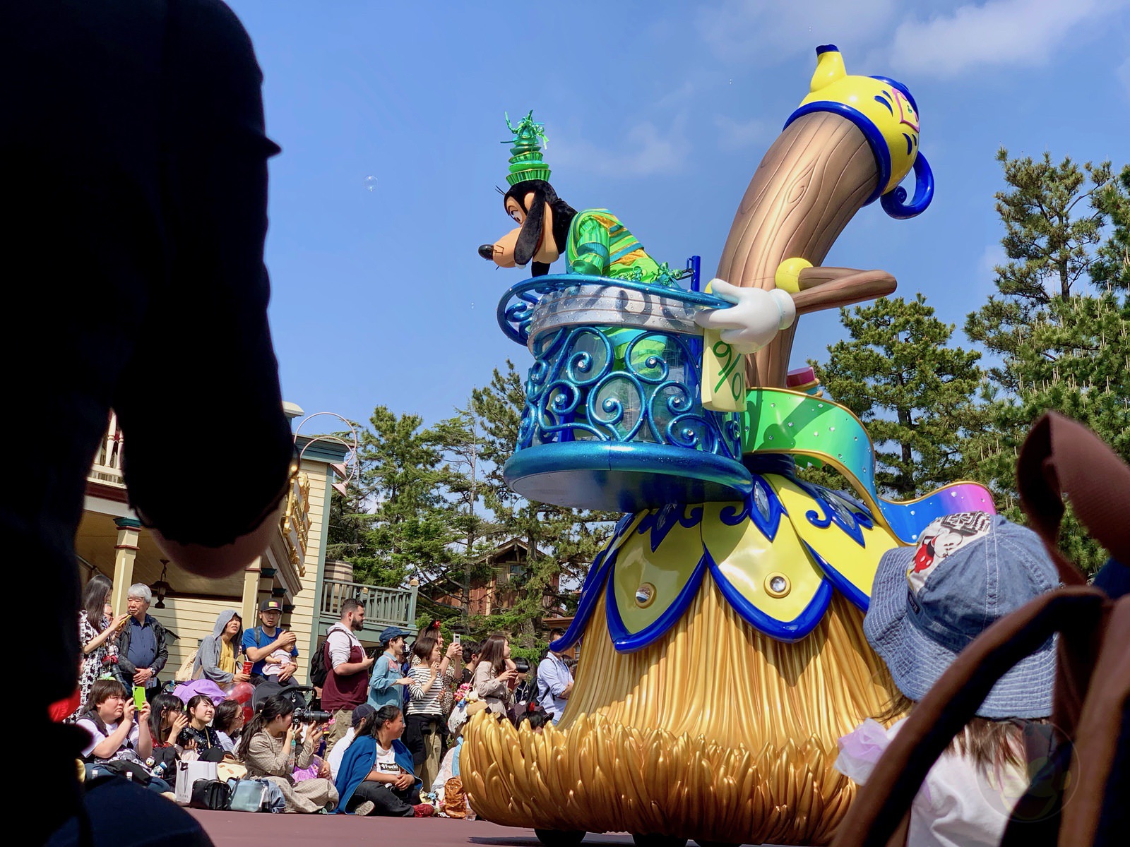 Tokyo Disney Land with 2yr old daughter 05