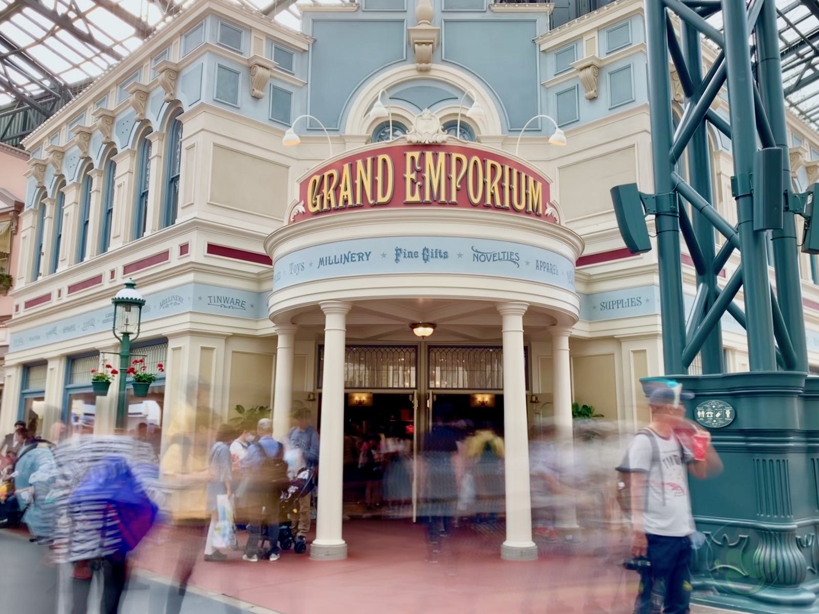 Tokyo Disney Land with 2yr old daughter 10