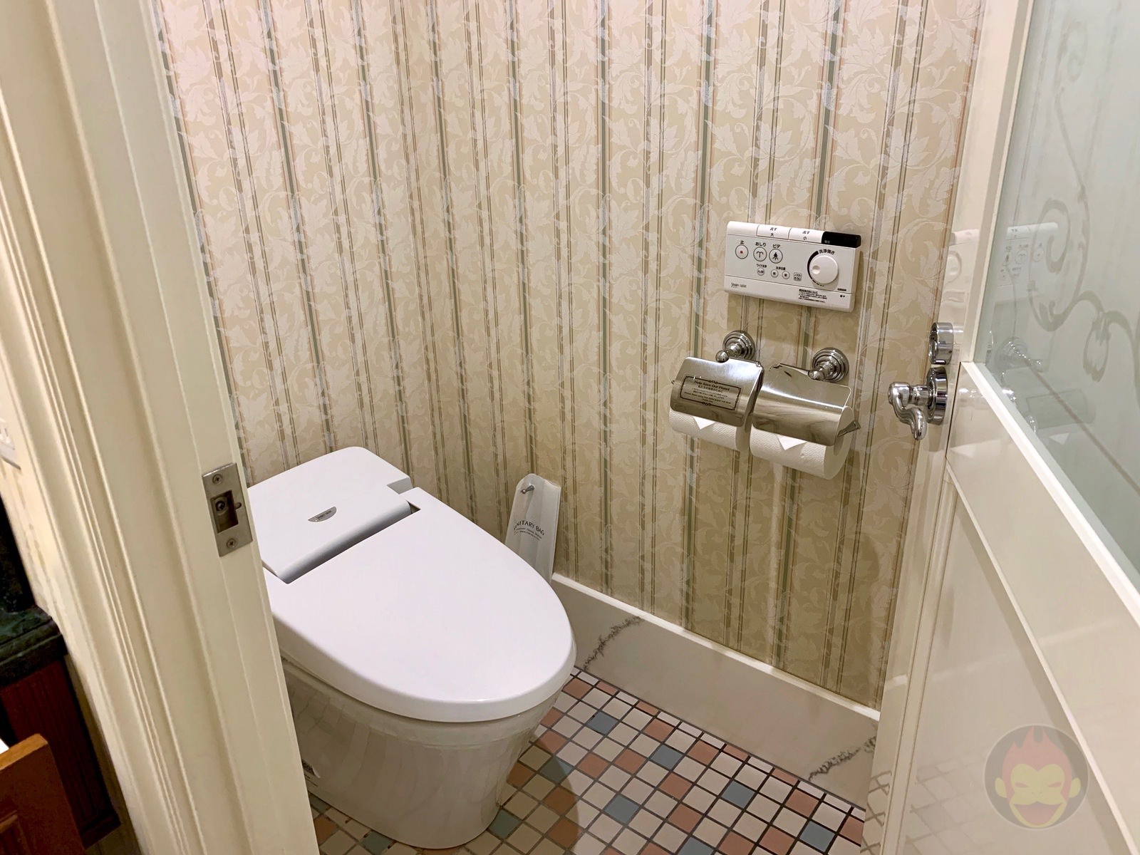 Tokyo Disney Land with 2yr old daughter 15