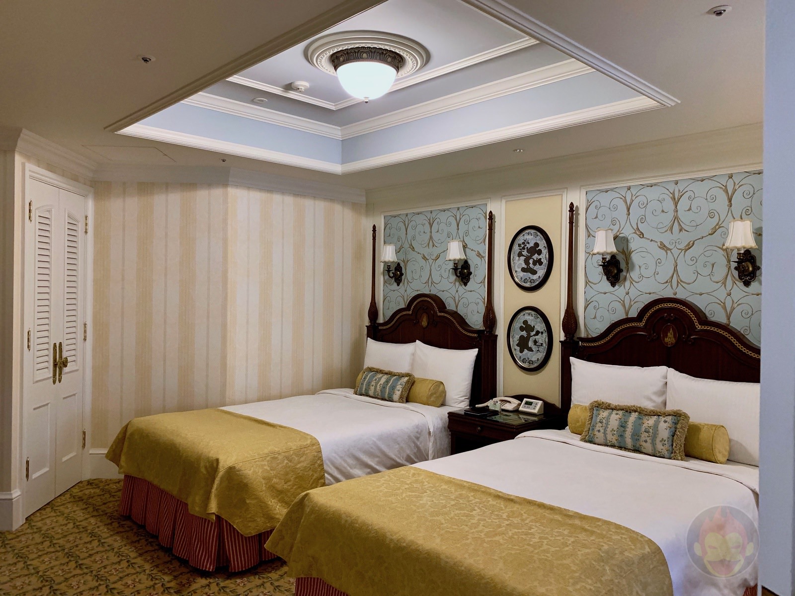 Tokyo Disney Land with 2yr old daughter 20