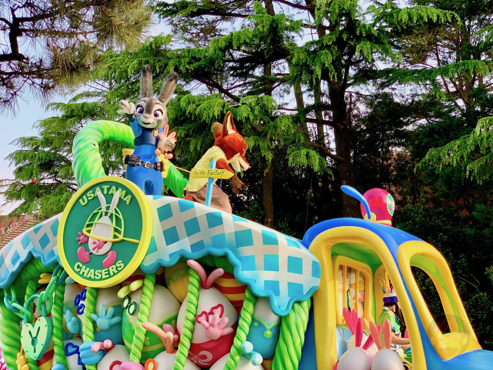 Tokyo Disney Land with 2yr old daughter 25